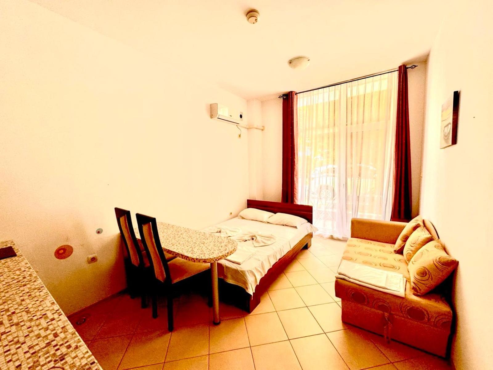 Grand Kamelia Holiday Complex 阳光海滩 外观 照片