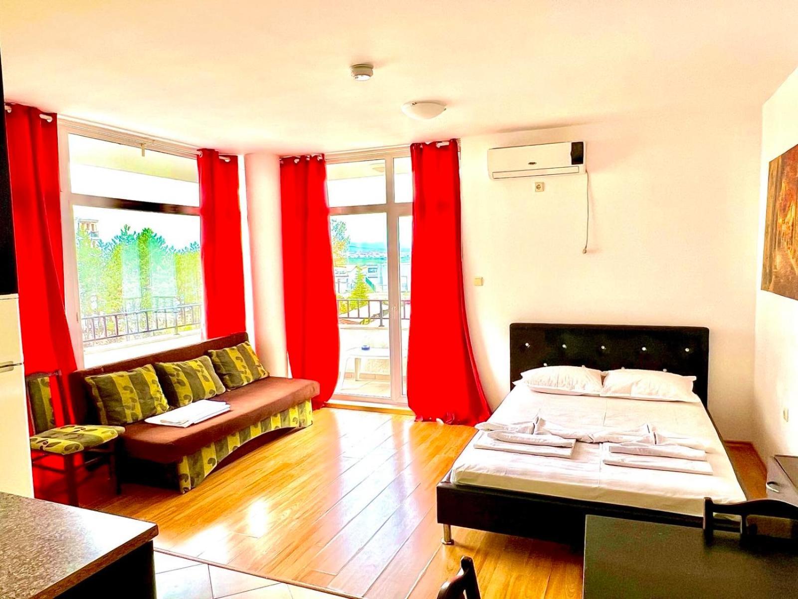 Grand Kamelia Holiday Complex 阳光海滩 外观 照片