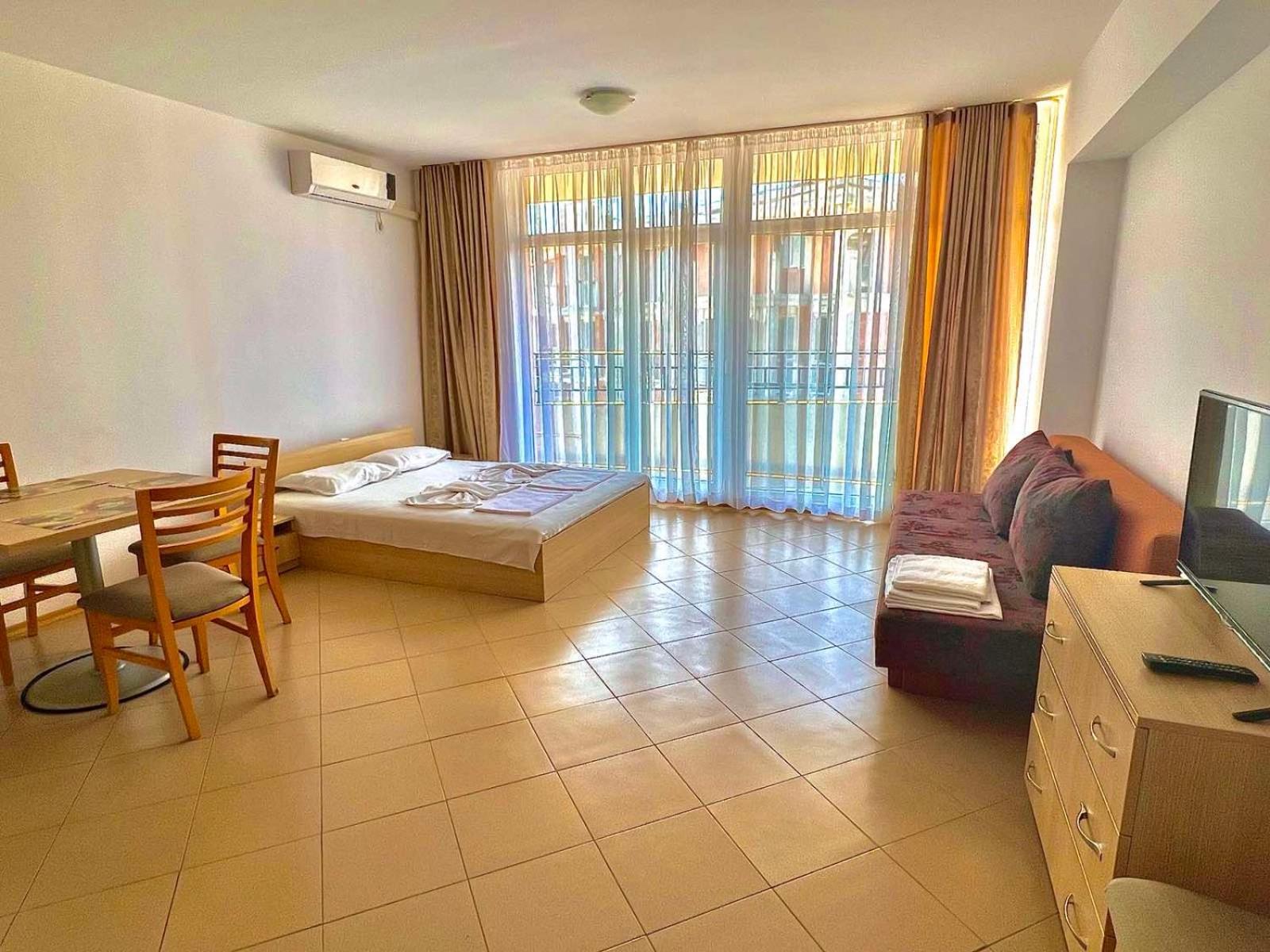 Grand Kamelia Holiday Complex 阳光海滩 外观 照片