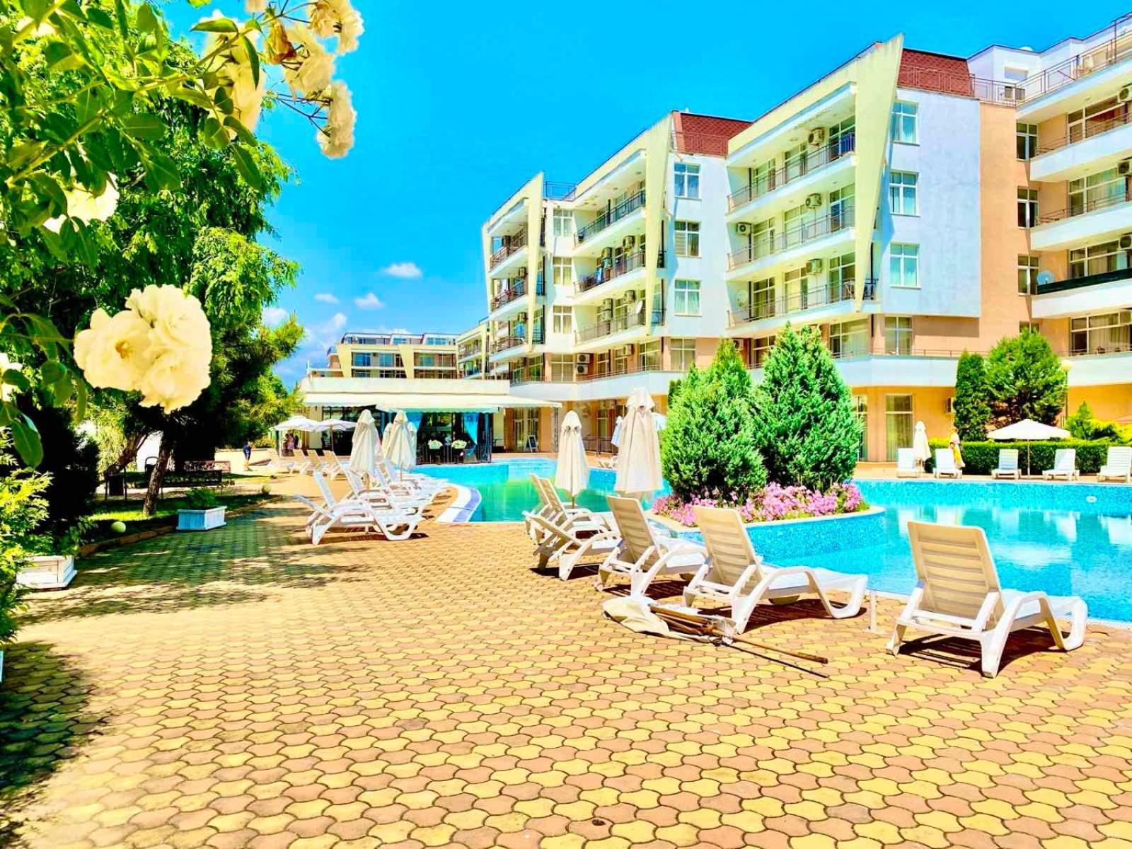 Grand Kamelia Holiday Complex 阳光海滩 外观 照片