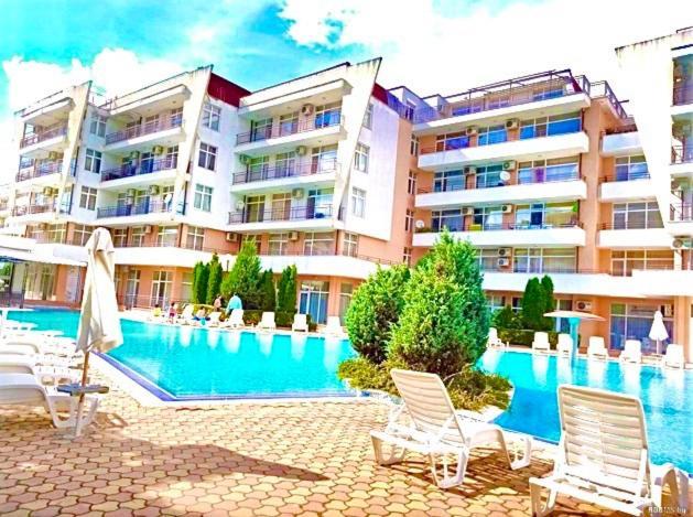 Grand Kamelia Holiday Complex 阳光海滩 外观 照片